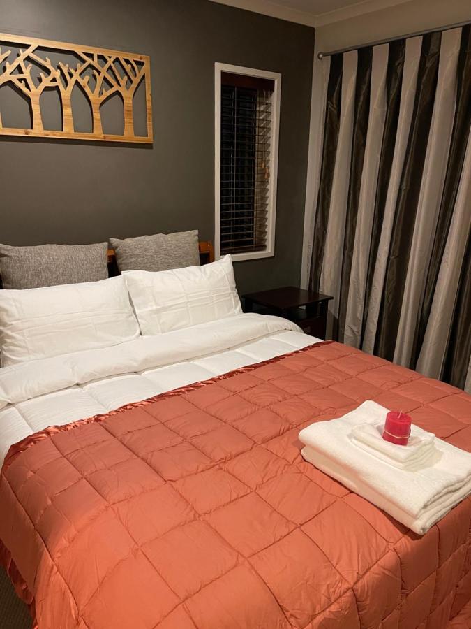 אוקלנד Ruth'S House Homestay Master Room With Private Shower And Toilet מראה חיצוני תמונה